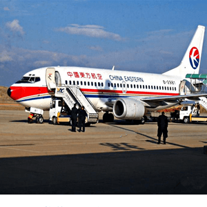 甘孜格萨尔机场托运航空快运业稳步发展的原因是什么？